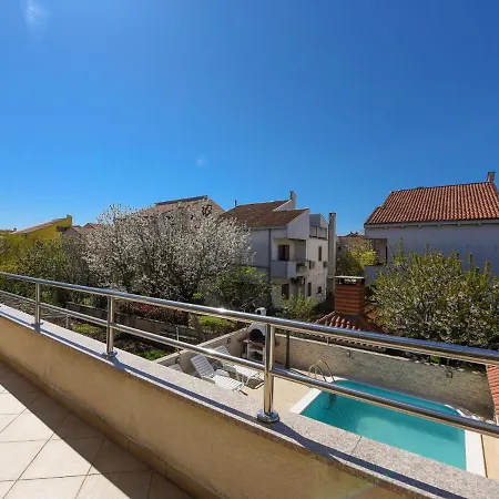 Hébergement de vacances Jure By Interhome