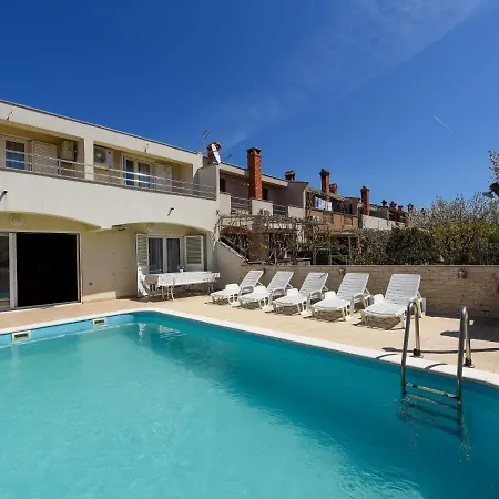Jure By Interhome Hébergement de vacances