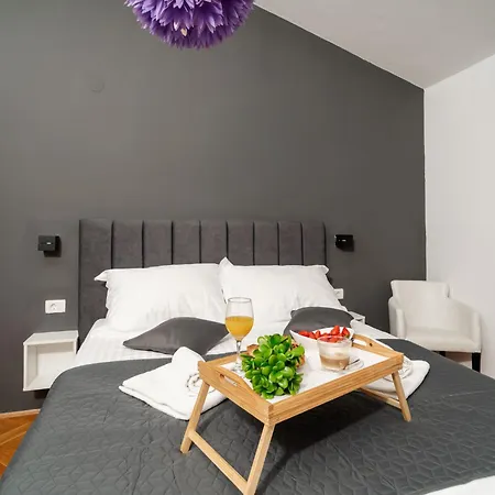 Jure By Interhome Bokanjac